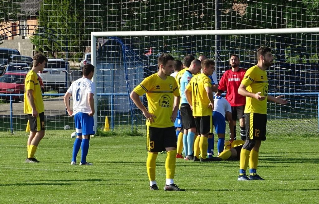 Az V.liga bajnoki mérkőzése:  AC Muzsla – Berekalja 2:2