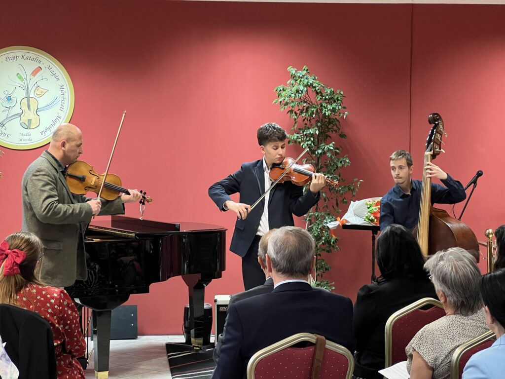 Tanítónapi hangverseny a Papp Katalin Művészeti Alapiskolában