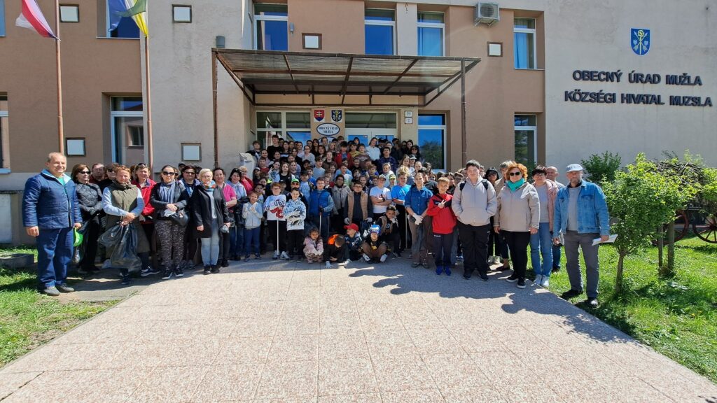 A Föld napján megtisztítottuk Muzsla utcáit, tereit, kültelkét