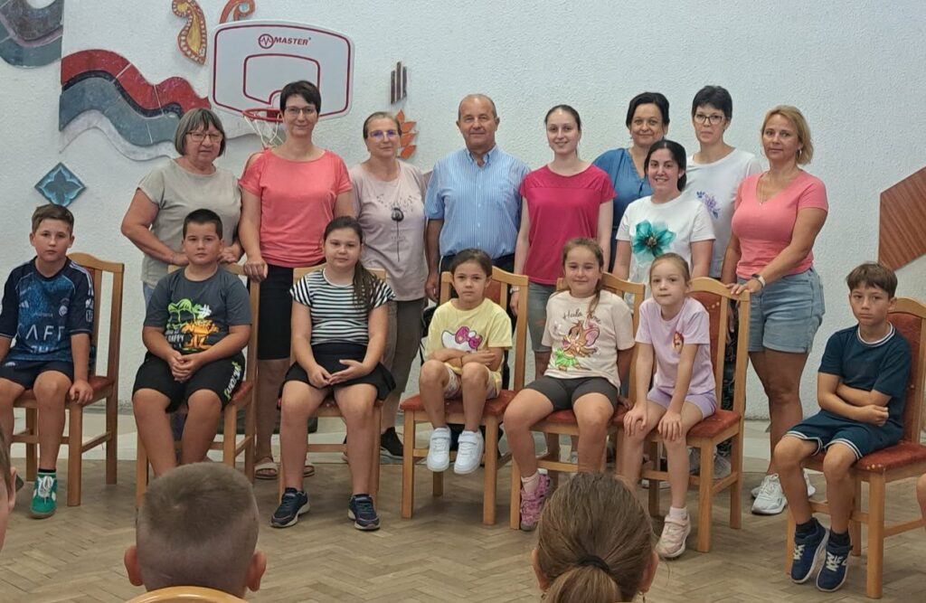 Megnyitotta kapuit a hagyományos Manótábor Muzslán